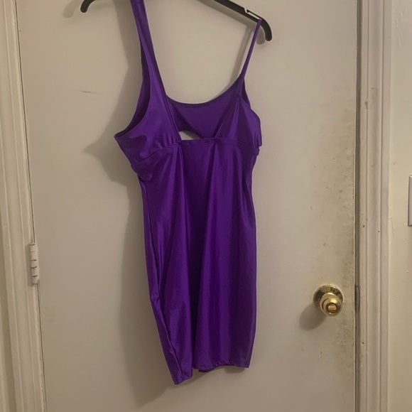 Mini dress - Picture 2 of 2